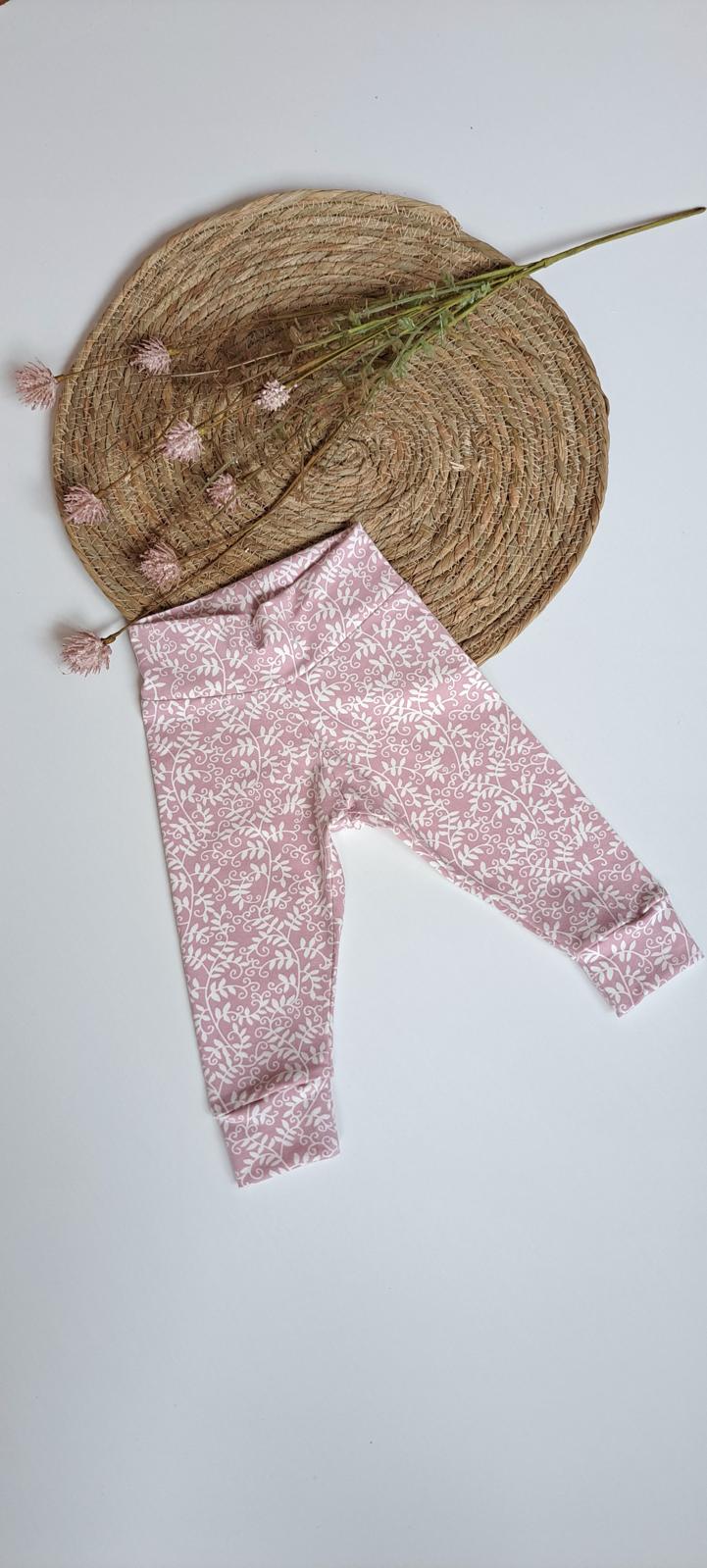 Broekje poeder roze
